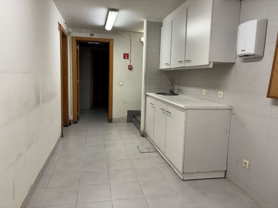 Erhvervsejendom i Odivelas, Lisbon - foto 4